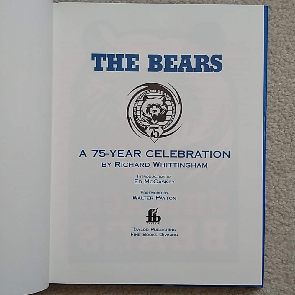 THE BEARS Football Book Hardcover - Picture 5 of 7